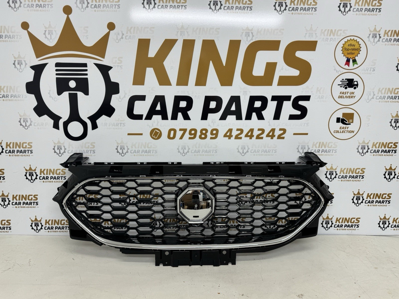 MG ZS 2020-2024 Front Bumper Grille With Chrome 10633336