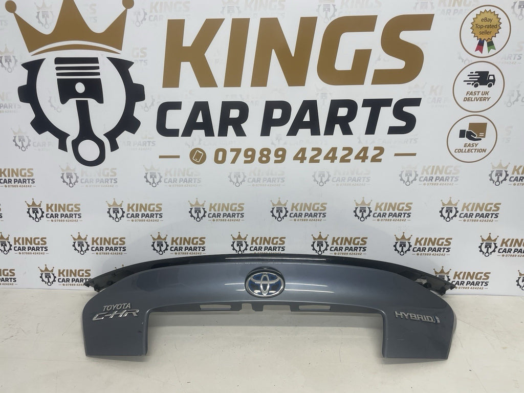 TOYOTA CH-R CHR MK1 2021 TAILGATE TRIM PANEL WITH BADGE IN GREY 1K3. 76811-F4010