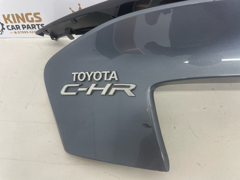TOYOTA CH-R CHR MK1 2021 TAILGATE TRIM PANEL WITH BADGE IN GREY 1K3. 76811-F4010