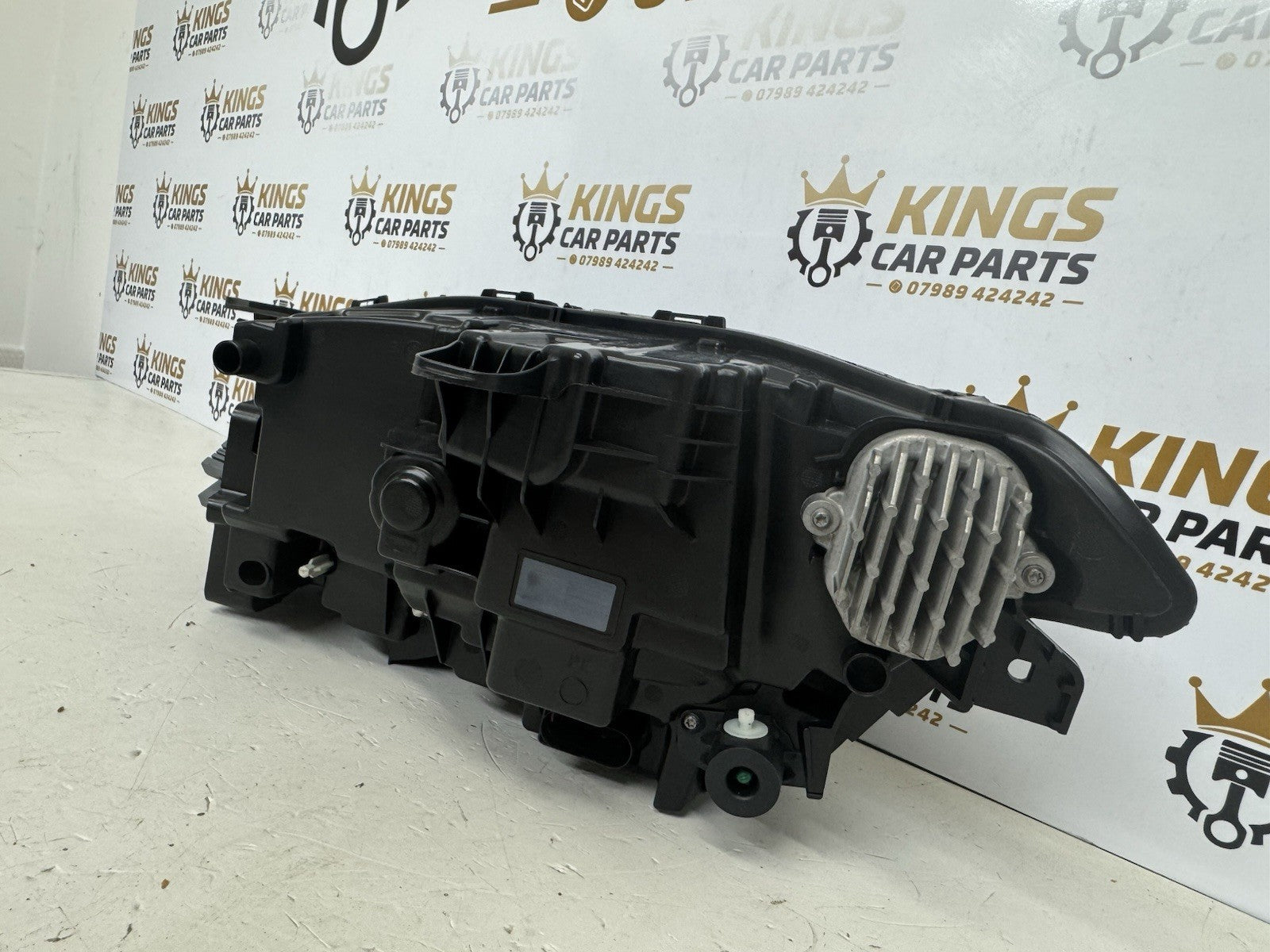 NEW Volvo XC90 MK2 31655715 Full LED Right Headlight